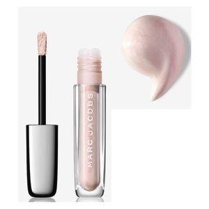 Marc Jacobs • Glow Away Face Illuminator